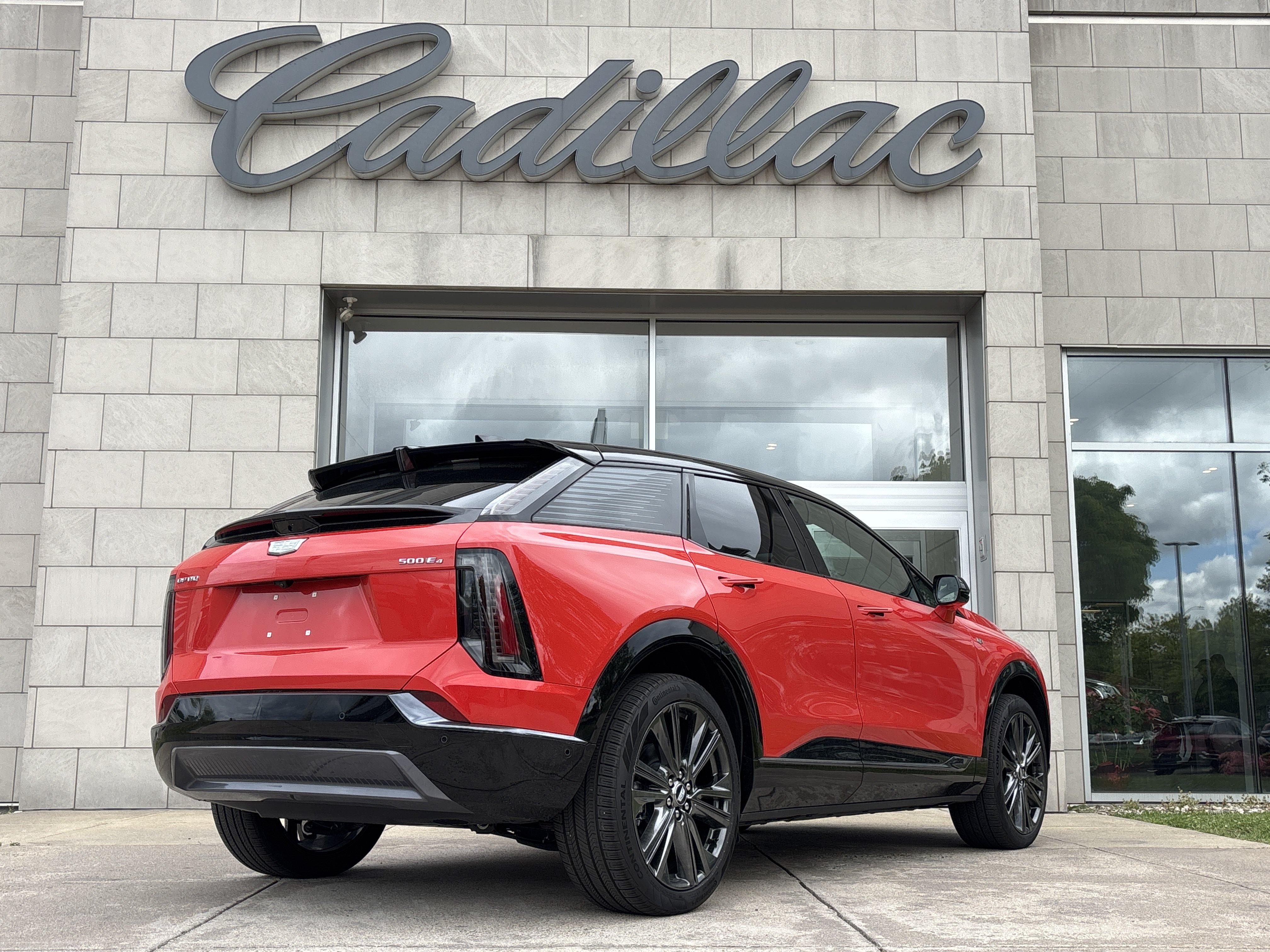 Used 2025 Cadillac Optiq Sport 2 AWD/4WD image 4