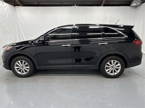 Used 2020 Kia Sorento L image 5