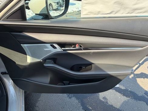 New 2026 MAZDA MAZDA3 2.5 S Hatchback w/ Premium Pkg image 29