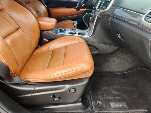 Used 2015 Jeep Grand Cherokee SRT w/ Trailer Tow Group IV image 16