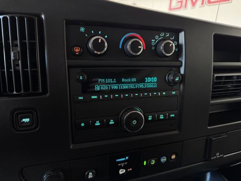 Used 2024 Chevrolet Express 3500 LS image 18