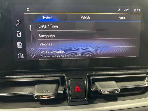 Used 2024 Chevrolet TrailBlazer LT w/ Convenience Package AWD/4WD image 34