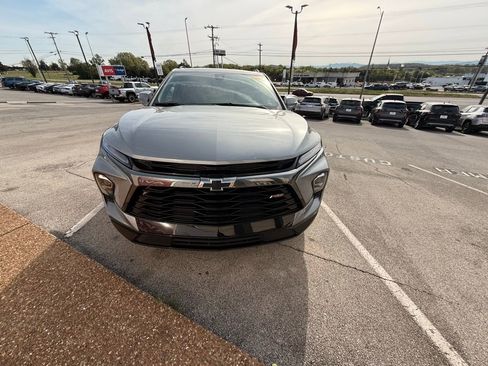 Used 2025 Chevrolet Blazer RS image 2