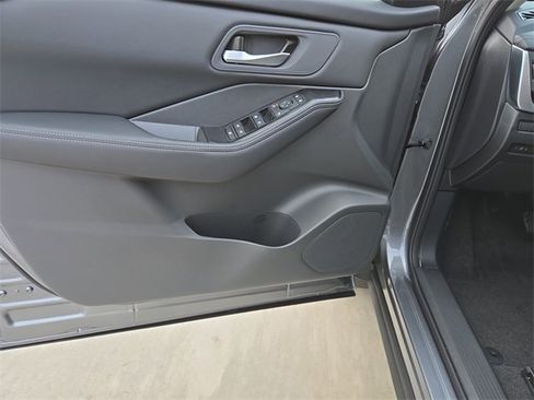 New 2026 Nissan Rogue SV image 11