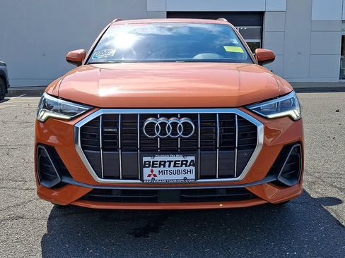 Used 2025 Audi Q3 2.0T Premium AWD/4WD image 2