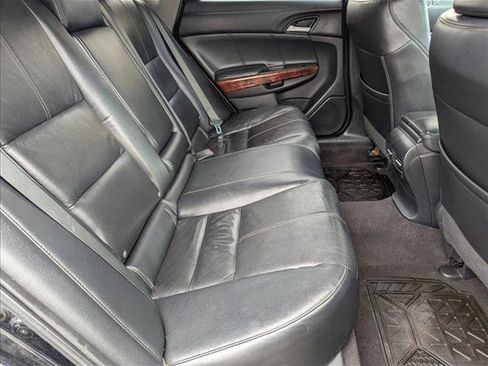 Used 2011 Honda Crosstour EX-L image 18