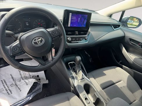 Used 2024 Toyota Corolla LE FWD image 10