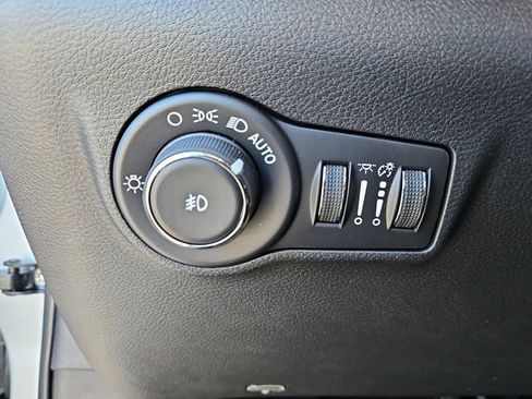 New 2026 Jeep Compass Limited w/ Sun, Sound & Navigation Group image 23