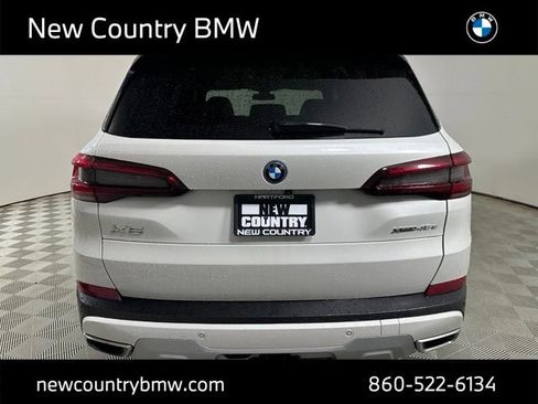 Used 2023 BMW X5 xDrive45e w/ Executive Package AWD/4WD image 4