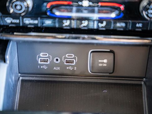 New 2025 Jeep Grand Cherokee Laredo X w/ Luxury Tech Group I image 24