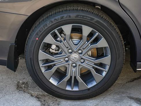 New 2026 Honda Odyssey Touring image 11
