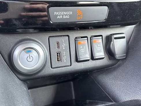 Certified 2024 Nissan Leaf SV Plus image 32