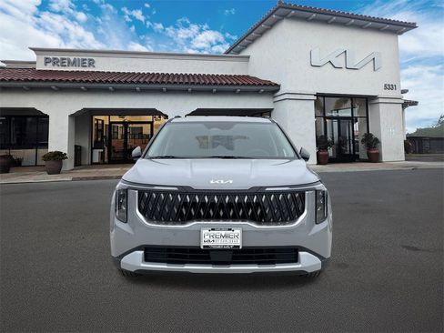 New 2026 Kia Carnival EX image 3