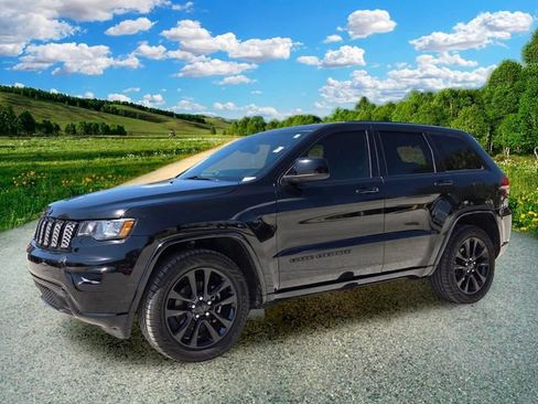 Certified 2019 Jeep Grand Cherokee Altitude RWD image 2