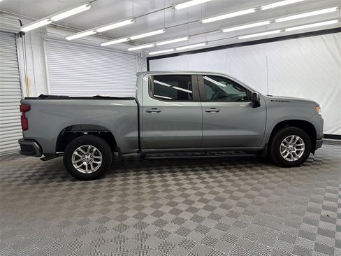 Used 2024 Chevrolet Silverado 1500 RST w/ Convenience Package II image 6