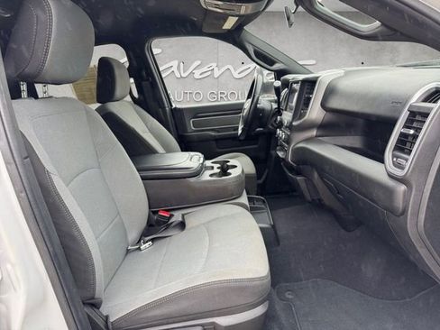 Used 2022 RAM 3500 Big Horn image 23