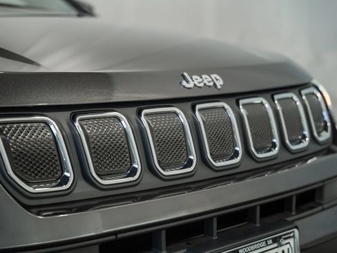 Certified 2022 Jeep Compass Latitude w/ Convenience Group AWD/4WD image 8