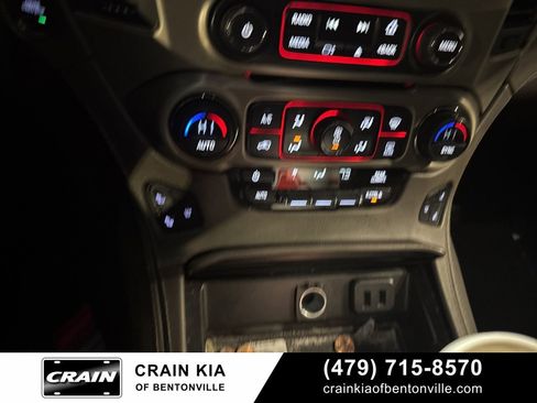 Used 2016 GMC Yukon Denali image 22