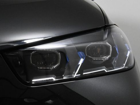 Used 2026 BMW X5 xDrive40i image 11