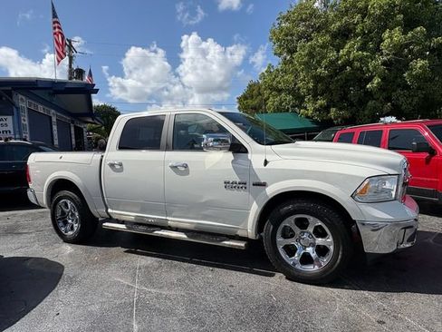 Used 2017 RAM 1500 Laramie w/ Convenience Group RWD image 7