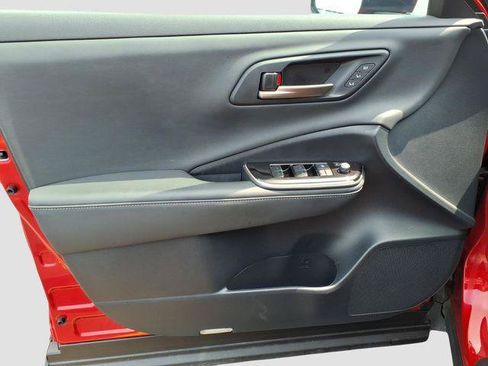 Certified 2024 Toyota Crown Platinum AWD/4WD image 3