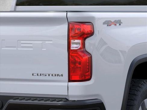 New 2026 Chevrolet Silverado 2500 Custom w/ Custom Value Package AWD/4WD image 11