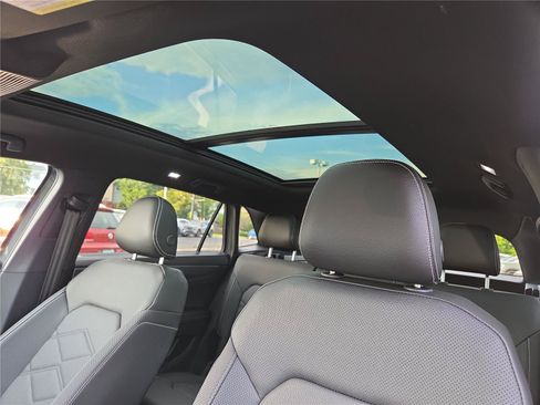 New 2026 Volkswagen Atlas Cross Sport SE AWD/4WD image 21