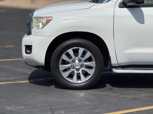 Used 2008 Toyota Sequoia Limited AWD/4WD image 8