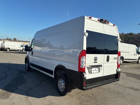 Used 2023 RAM ProMaster 2500 FWD image 5