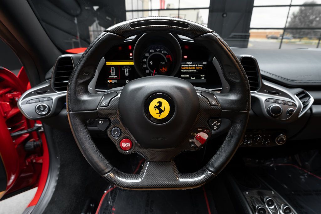 Used 2015 Ferrari 458 Italia Coupe RWD image 37