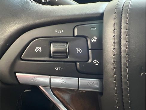 Used 2023 Cadillac Escalade ESV Sport Platinum w/ LPO, ONYX Package AWD/4WD image 22