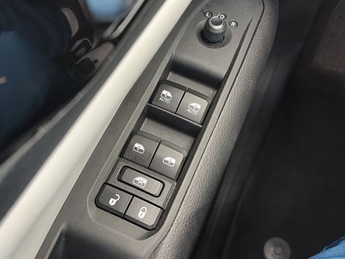 Used 2023 Jeep Compass Limited AWD/4WD image 30
