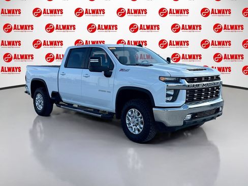 Used 2023 Chevrolet Silverado 2500 LT w/ Convenience Package AWD/4WD image 3