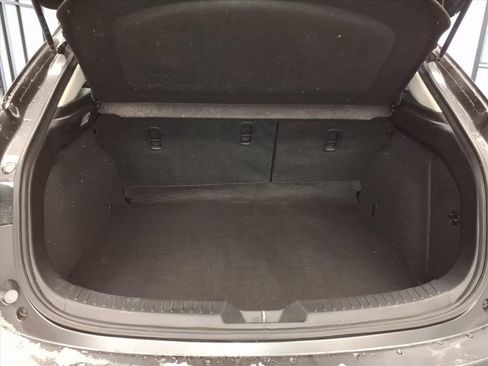 Used 2018 MAZDA MAZDA3 Touring image 8