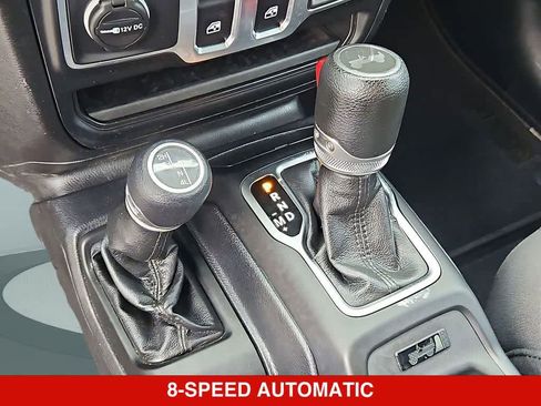 Used 2021 Jeep Wrangler Sport AWD/4WD image 31