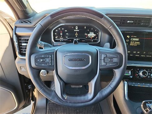 Used 2025 GMC Sierra 1500 Denali Ultimate image 18