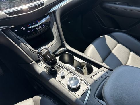 Used 2021 Cadillac XT5 Luxury image 28