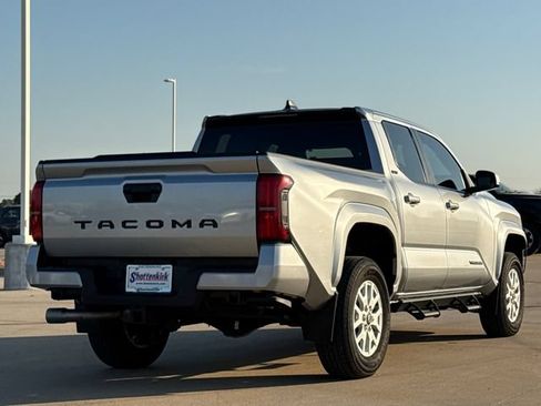 Used 2024 Toyota Tacoma SR5 RWD image 9