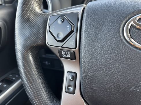 Used 2019 Toyota Tacoma SR5 image 20