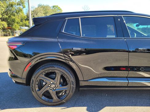 New 2026 Chevrolet Equinox EV RS image 16