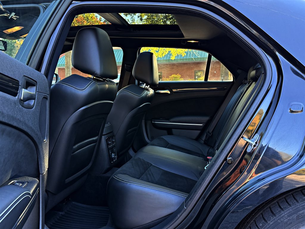 Used 2013 Chrysler 300 SRT8 w/ Harman Kardon Audio Group RWD image 11