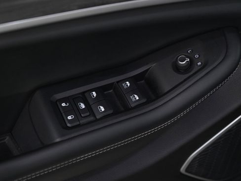 Used 2022 Jeep Grand Cherokee Limited image 20