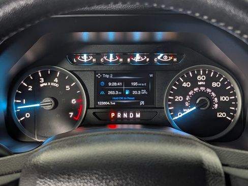 Used 2019 Ford F150 XLT w/ Equipment Group 302A Luxury RWD image 19