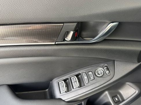 Certified 2022 Honda Accord Sport image 15