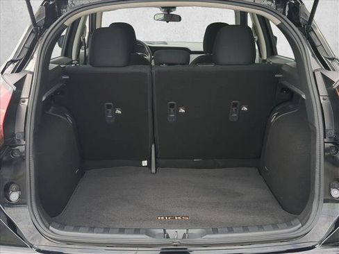 Used 2024 Nissan Kicks S FWD image 6