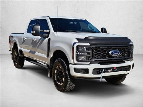 Used 2023 Ford F250 XLT w/ Tremor Off-Road Package image 3