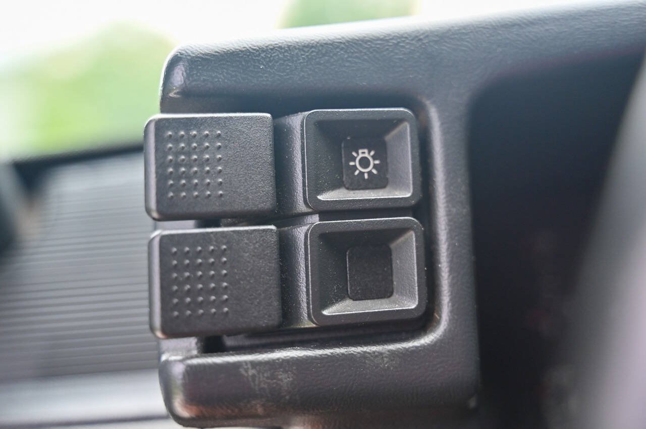 Used 1989 Ford Mustang LX RWD image 80