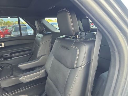 Used 2022 Ford Explorer ST w/ Equipment Group 401A image 12