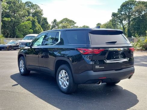 Certified 2023 Chevrolet Traverse LS FWD image 4