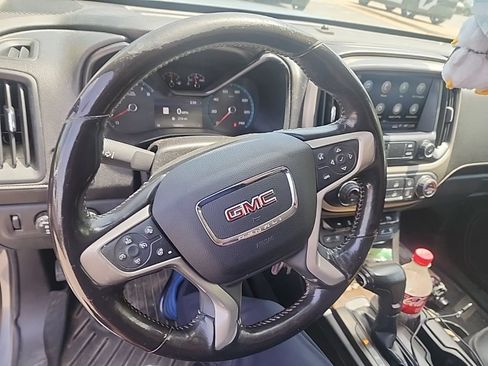 Used 2019 GMC Canyon Denali AWD/4WD image 6